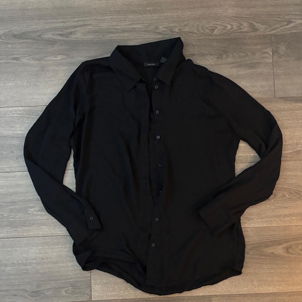 Halogen Women's Black Button Down Shirt